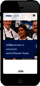 KGE Health Kitchen - Relaunch der Unternehmenswebseite Montage: Frontalansicht Handy mit geöffneter Website